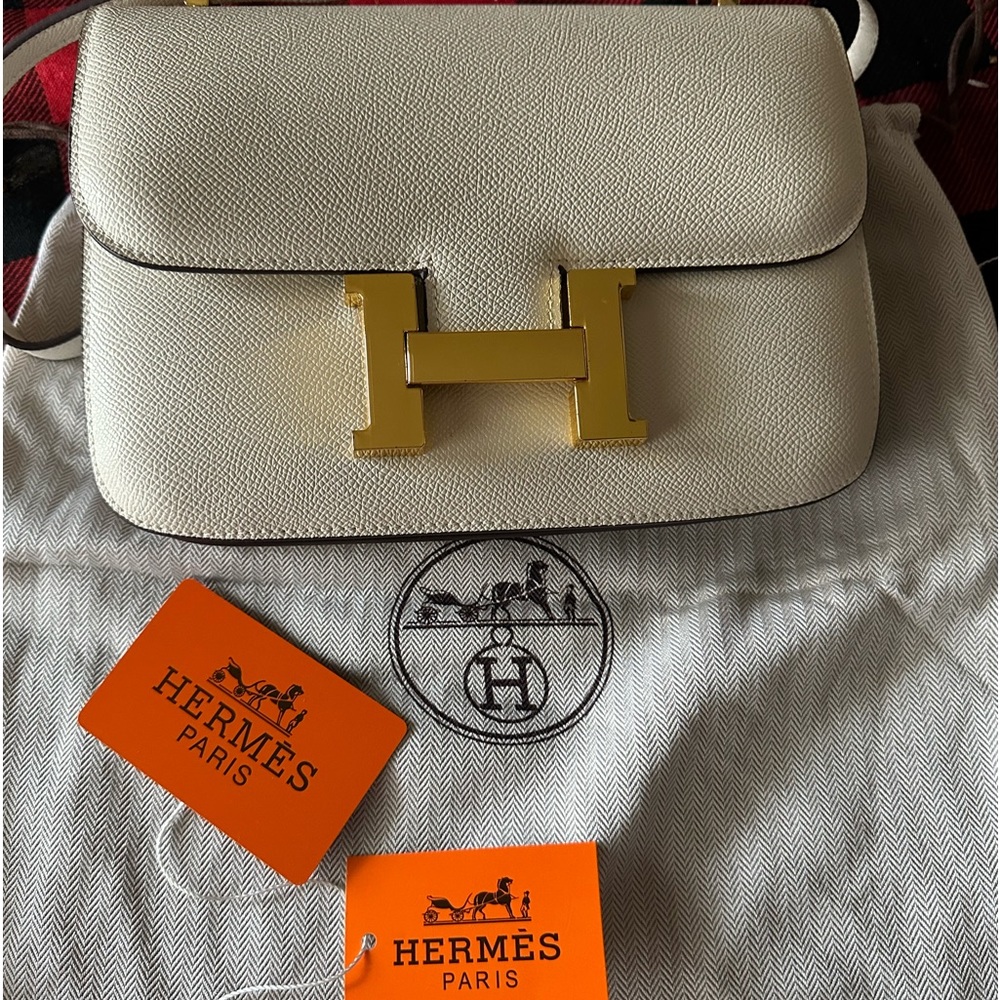 Cute cream purse